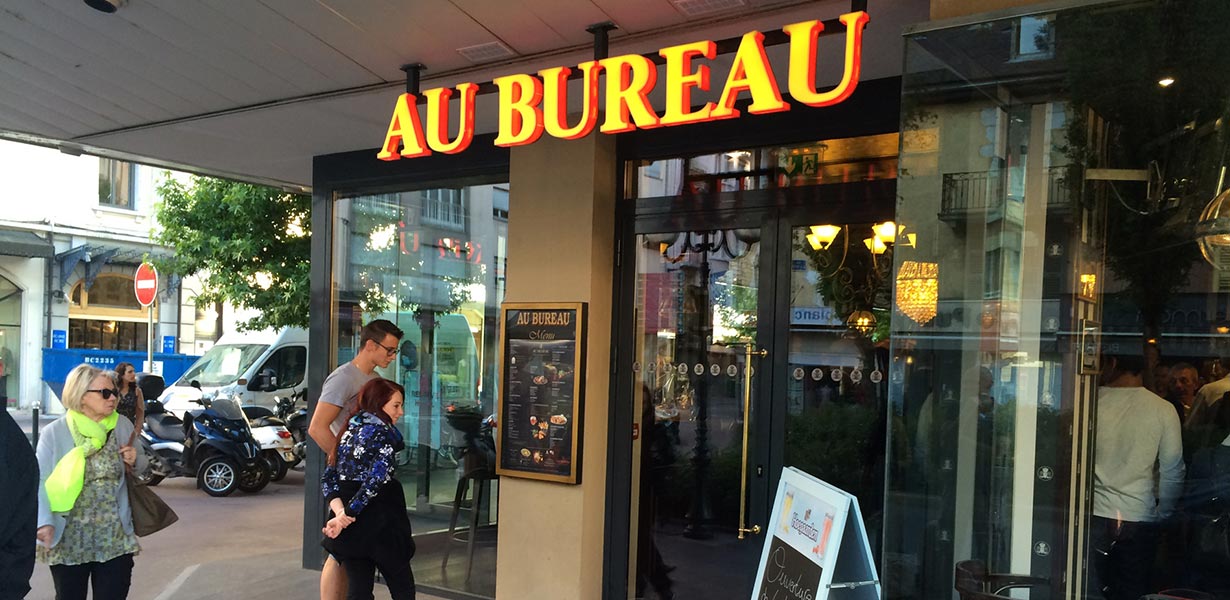 Enseigne publicitaire